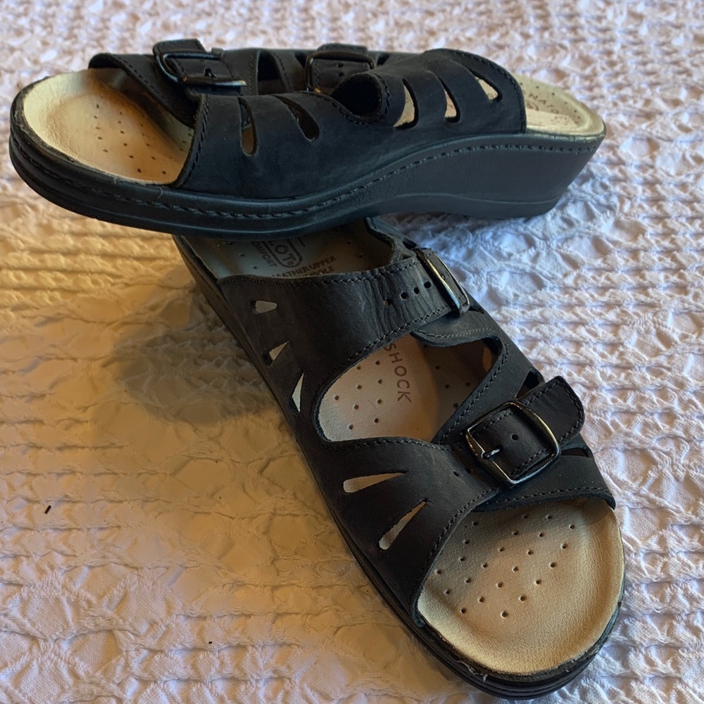 Floy Flot Women's Slip On Sandals - Picture 16 of 16